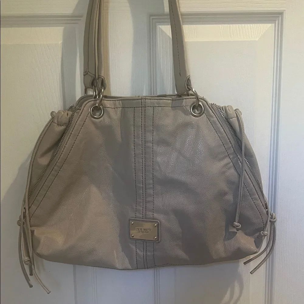 Nine West Taupe Faux Leather Shoulder Bag - Stylish Everyday Carry GUC